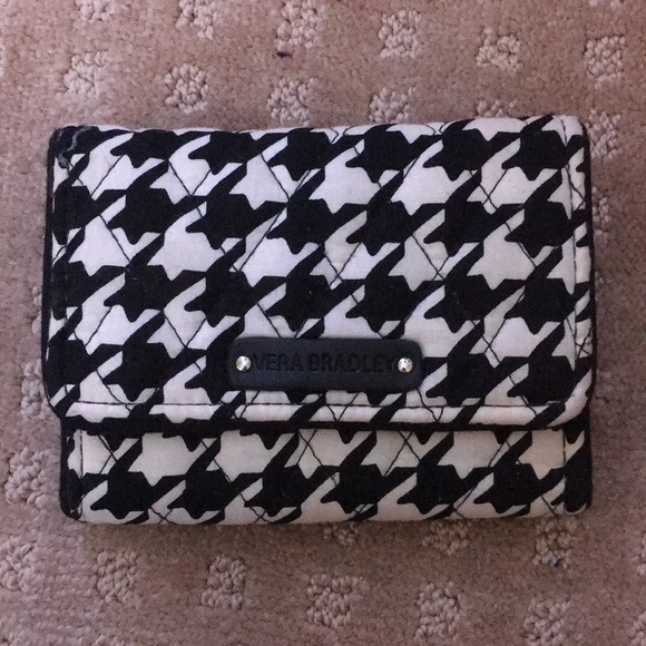 Vera Bradley Accessories - Vera Bradley houndstooth wallet